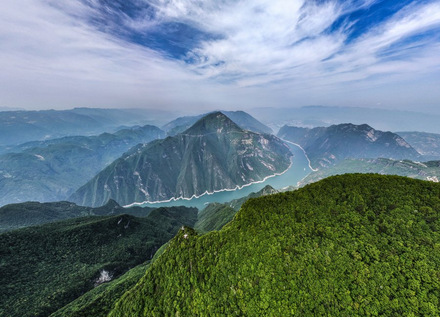 夏日巫峽美。王正坤攝