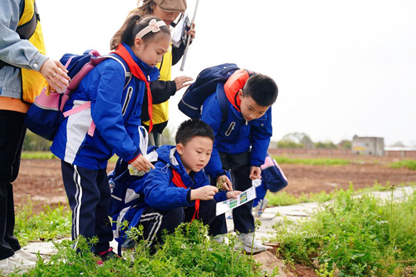 巴川中學(xué)學(xué)生生涯教育研學(xué)之旅。巴川中學(xué)供圖